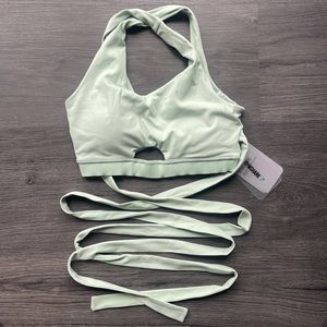 Gymshark poise wrap around bralette pistachio green ice cream, size S